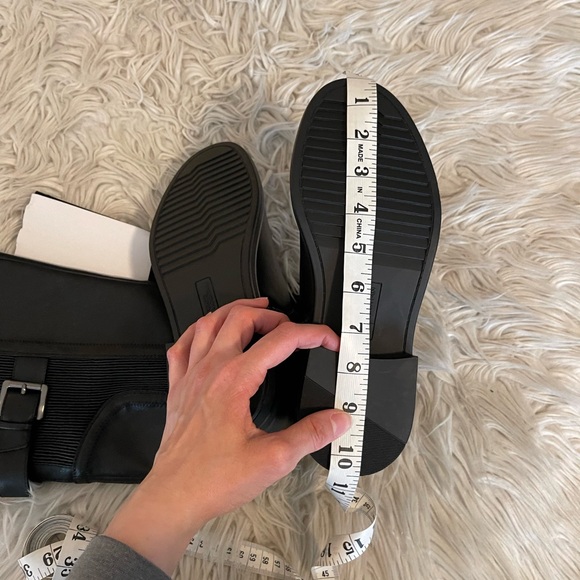 New | White Mountain | Black Boots - Picture 10 of 15